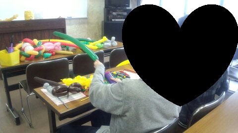 Happy Balloon Project ボランティアサークルでのバルーン教室