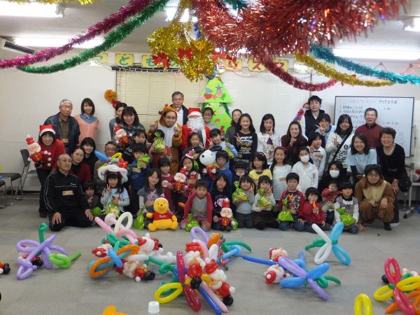 Happy Balloon Project 泉区自治会主催クリスマス会 バルーン教室