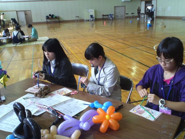Happy Balloon Project 釧路専門学校 バルーン教室