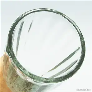 厚みのあるグラス