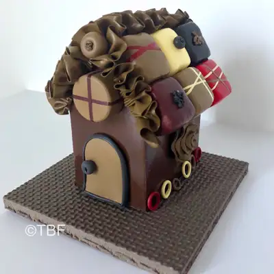 バルーンフラワー作品チョコレートのおうち