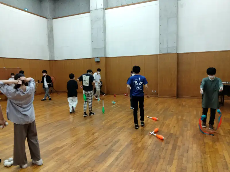 東京都立大学ジャグリングサークルTeam&amp;amp;quot;Lamp&amp;amp;quot;練習風景
