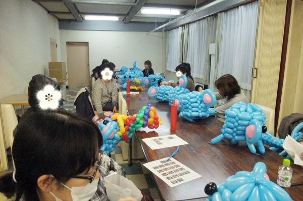 Happy Balloon Project 成人講座「バルーンアート教室」