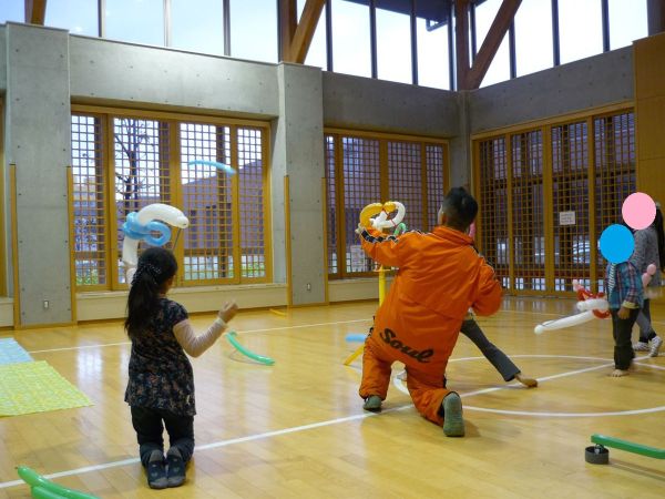 Happy Balloon Project 風船の大川お兄さんと楽しくバルーン教室