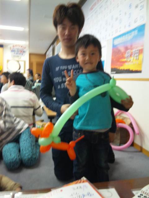 Happy Balloon Project 「青年の日」ユニセフ募金バルーン教室