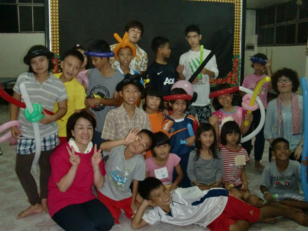 Happy Balloon Project 孤児院支援