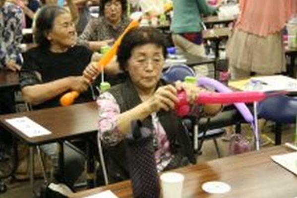 Happy Balloon Project 母子の会胆振大会でのアトラクションでのレッスン