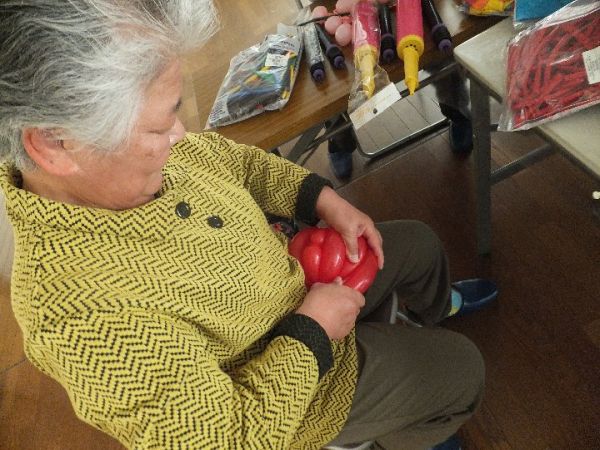 Happy Balloon Project 長寿会健康サロン バルーン教室