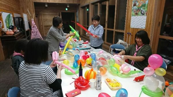 Happy Balloon Project お母さん方とのバルーン体験