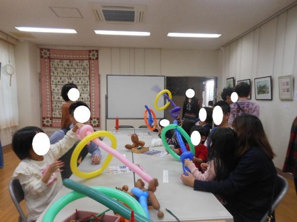 Happy Balloon Project 地区市民館祭りバルーンアート教室