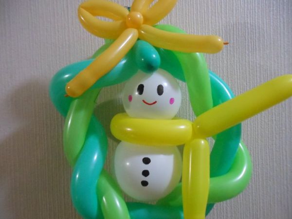 Happy Balloon Project 風船でクリスマスリースを作ろう