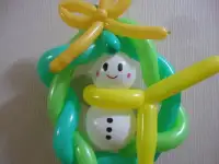 風船でクリスマスリースを作ろう