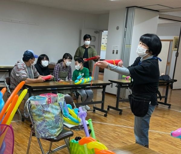 Happy Balloon Project 「バルーンアート 作って遊ぼ!」