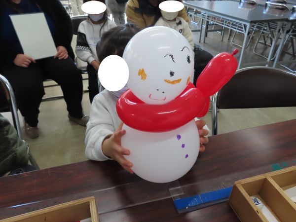 Happy Balloon Project バルーンアートで雪だるまを作ろう