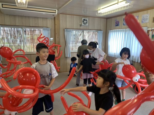 Happy Balloon Project 学童保育所シルバーなかよし夏休み活動