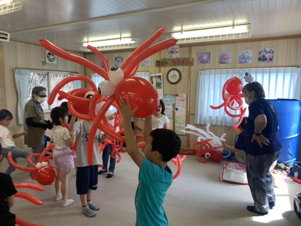 Happy Balloon Project 学童保育所シルバーなかよし夏休み活動