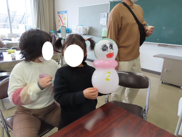 Happy Balloon Project バルーンアートで雪だるまを作ろう