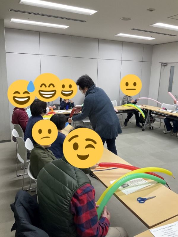 Happy Balloon Project バルーンでクリスマスリースをつくろう