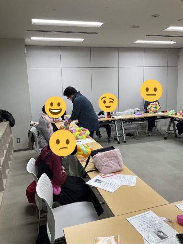 Happy Balloon Project バルーンでクリスマスリースをつくろう