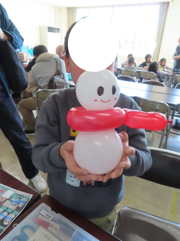 Happy Balloon Project バルーンアートで雪だるまを作ろう