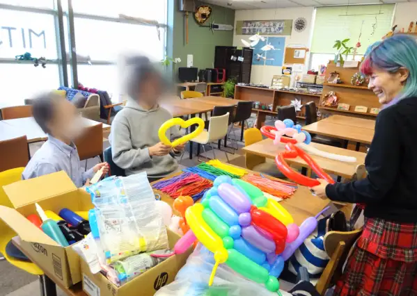 Happy Balloon Project バレンタインに向けて!バルーンアート教室