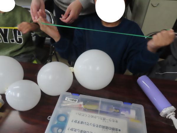 Happy Balloon Project バルーンアートで雪だるまを作ろう