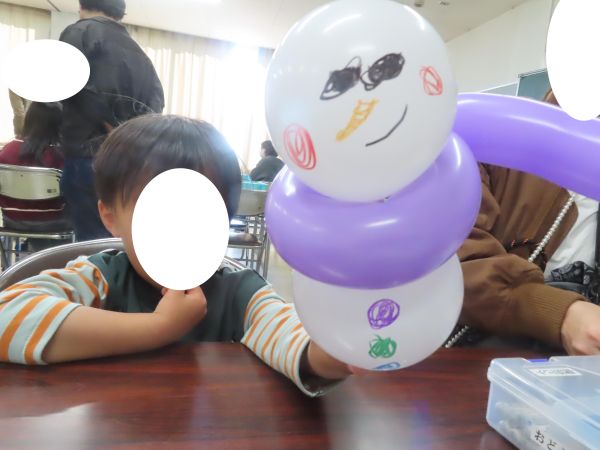 Happy Balloon Project バルーンアートで雪だるまを作ろう