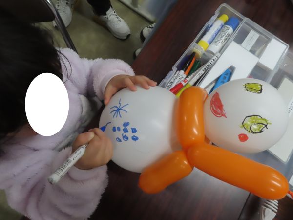 Happy Balloon Project バルーンアートで雪だるまを作ろう