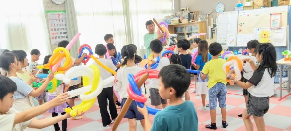 Happy Balloon Project 桔梗が丘東小学校区放課後児童クラブバルーン体験