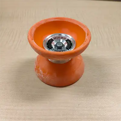 オレンジ