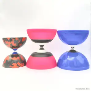 サイズの比較(右がレッツプレイ!ディアボロ)