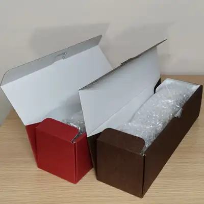 箱内部