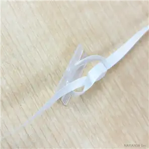 リボンを結ぶ