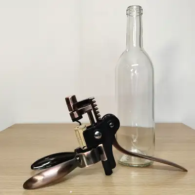 抜けたコルク