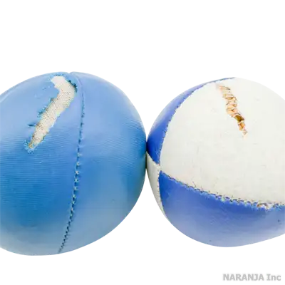 左側が二重構造のビーンバッグ MB