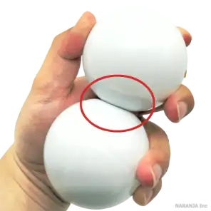 片手に二個持つ